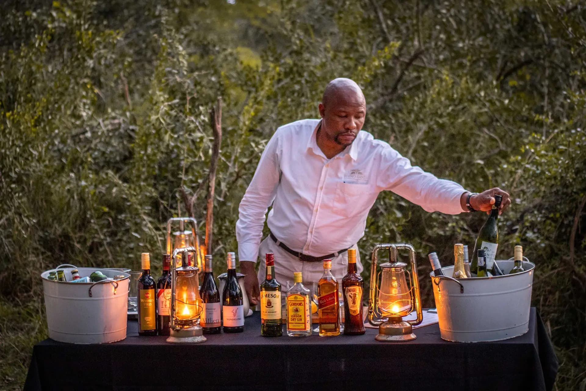 Rhino Sands: Sundowner bar in the bush