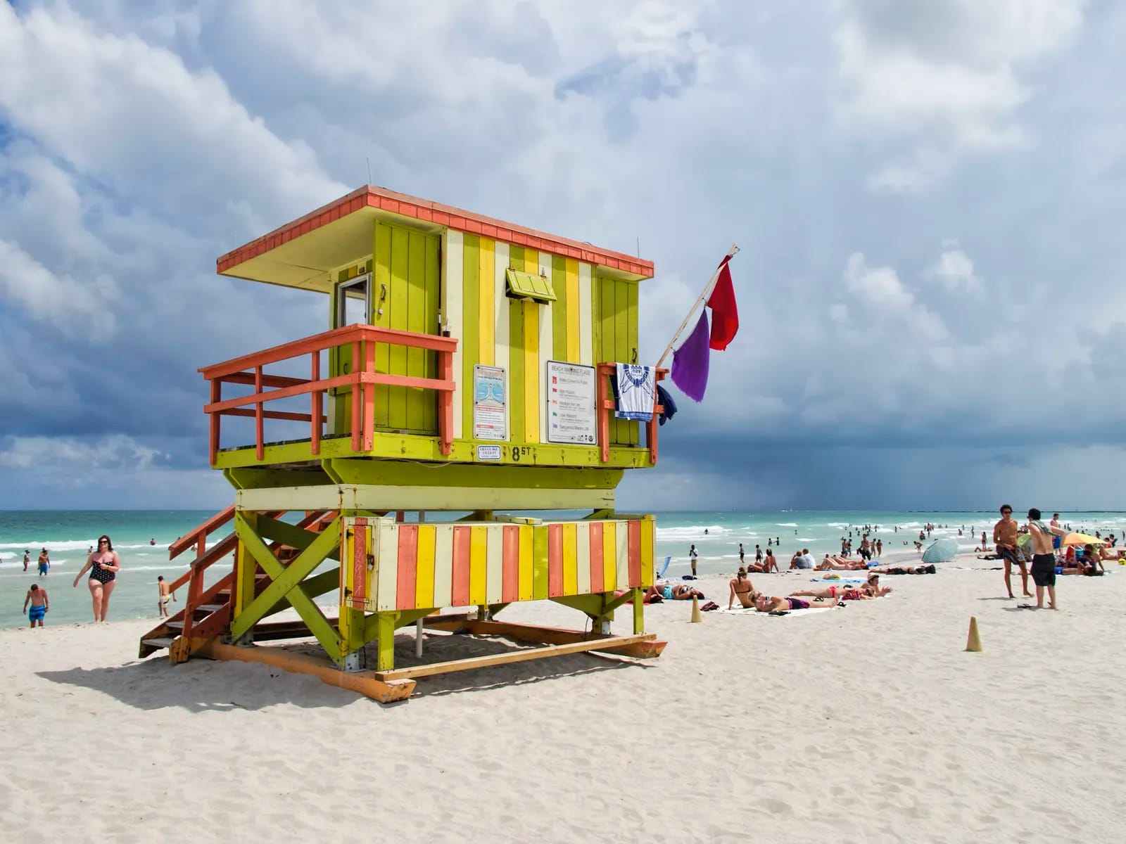 Beach and lifeguard huts, South Beach