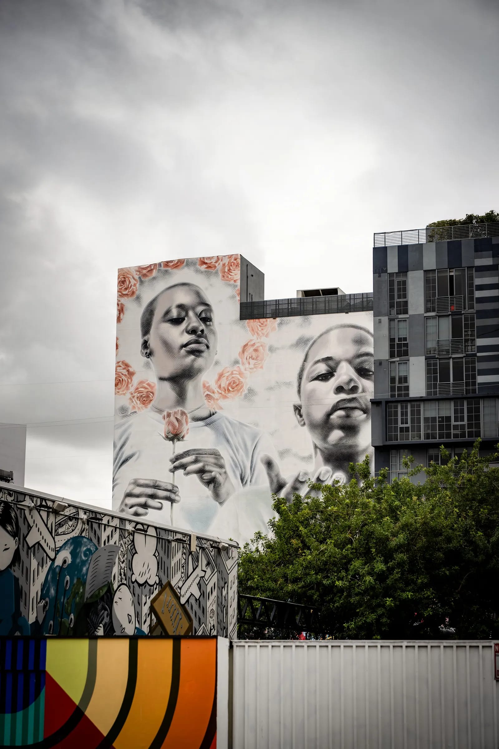 Mural de un rostro en Wynwood